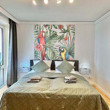 City-Apartment Mit Dachterrasse & Massagesessel In Der Fussgaengerzone K4 Oldenburg Dış mekan fotoğraf