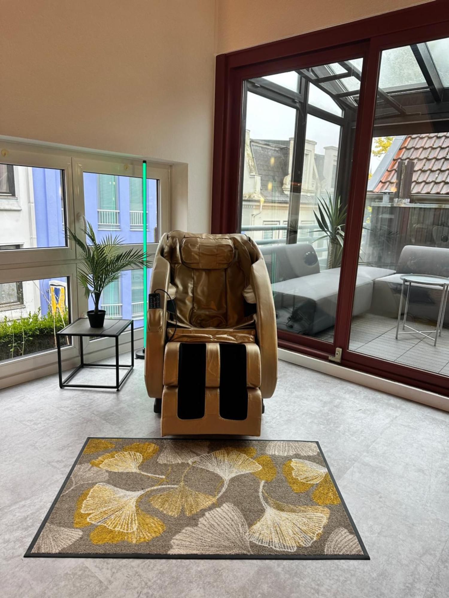 City-Apartment Mit Dachterrasse & Massagesessel In Der Fussgaengerzone K4 Oldenburg Dış mekan fotoğraf