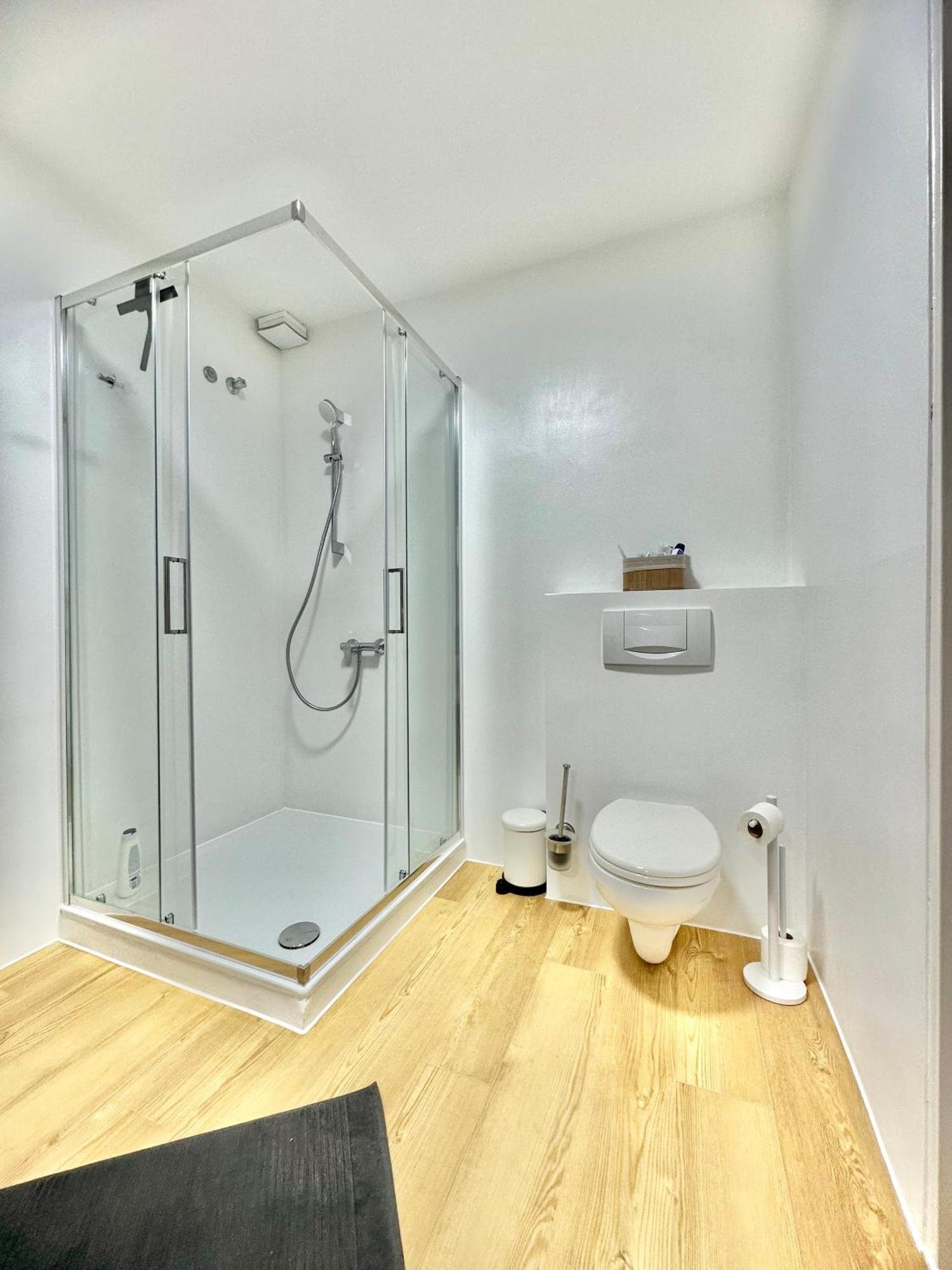 City-Apartment Mit Dachterrasse & Massagesessel In Der Fussgaengerzone K4 Oldenburg Dış mekan fotoğraf