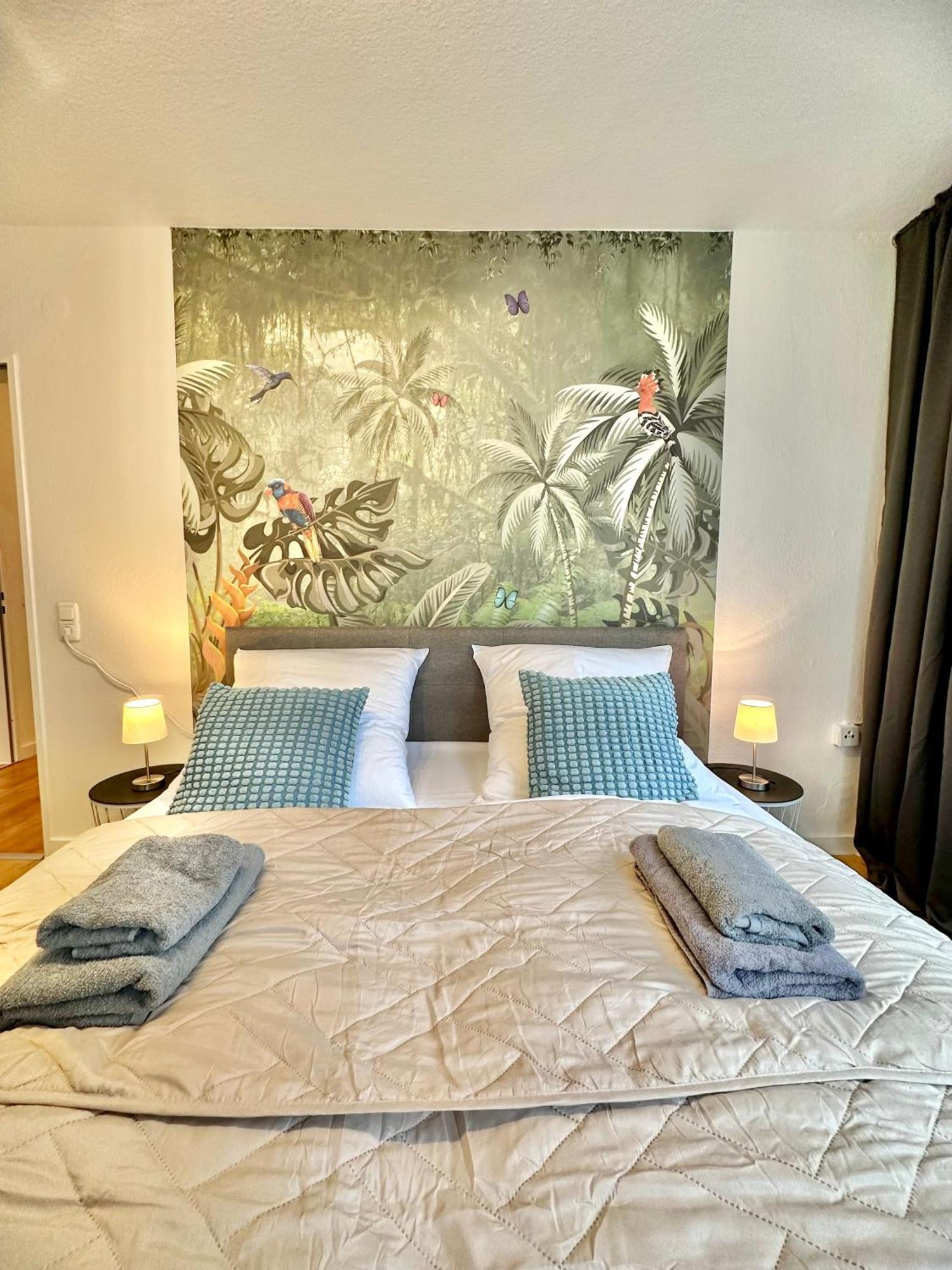City-Apartment Mit Dachterrasse & Massagesessel In Der Fussgaengerzone K4 Oldenburg Dış mekan fotoğraf